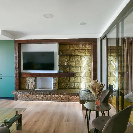 Nogalera Party&beach Select Apartamento *